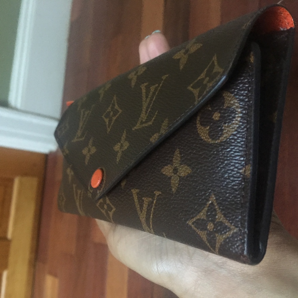 Louis Vuitton Josephine Wallet